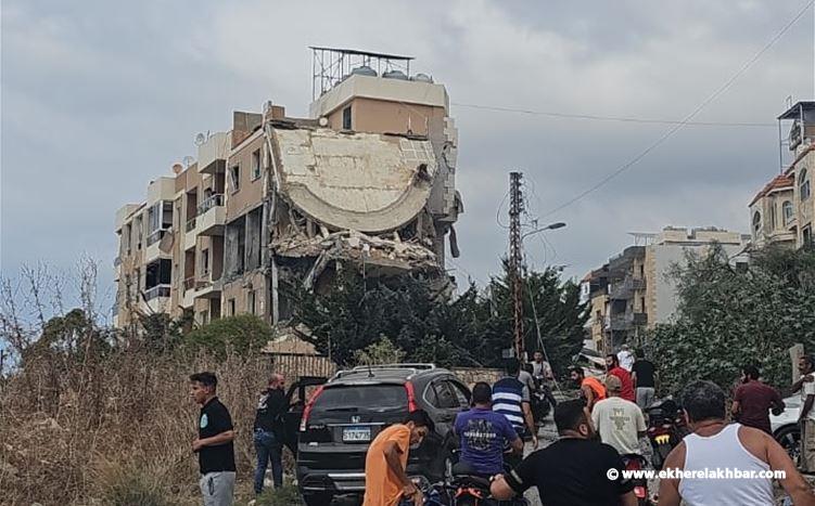 فيديو... دمار هائل في المبنى المستهدف في برجا بجبل لبنان