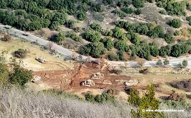 سواتر ترابية بين وادي الحجير ووادي السلوقي